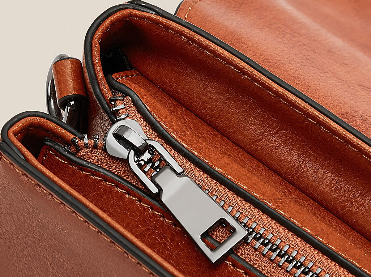 Embankment Crossbody Bag - LuxeVine London