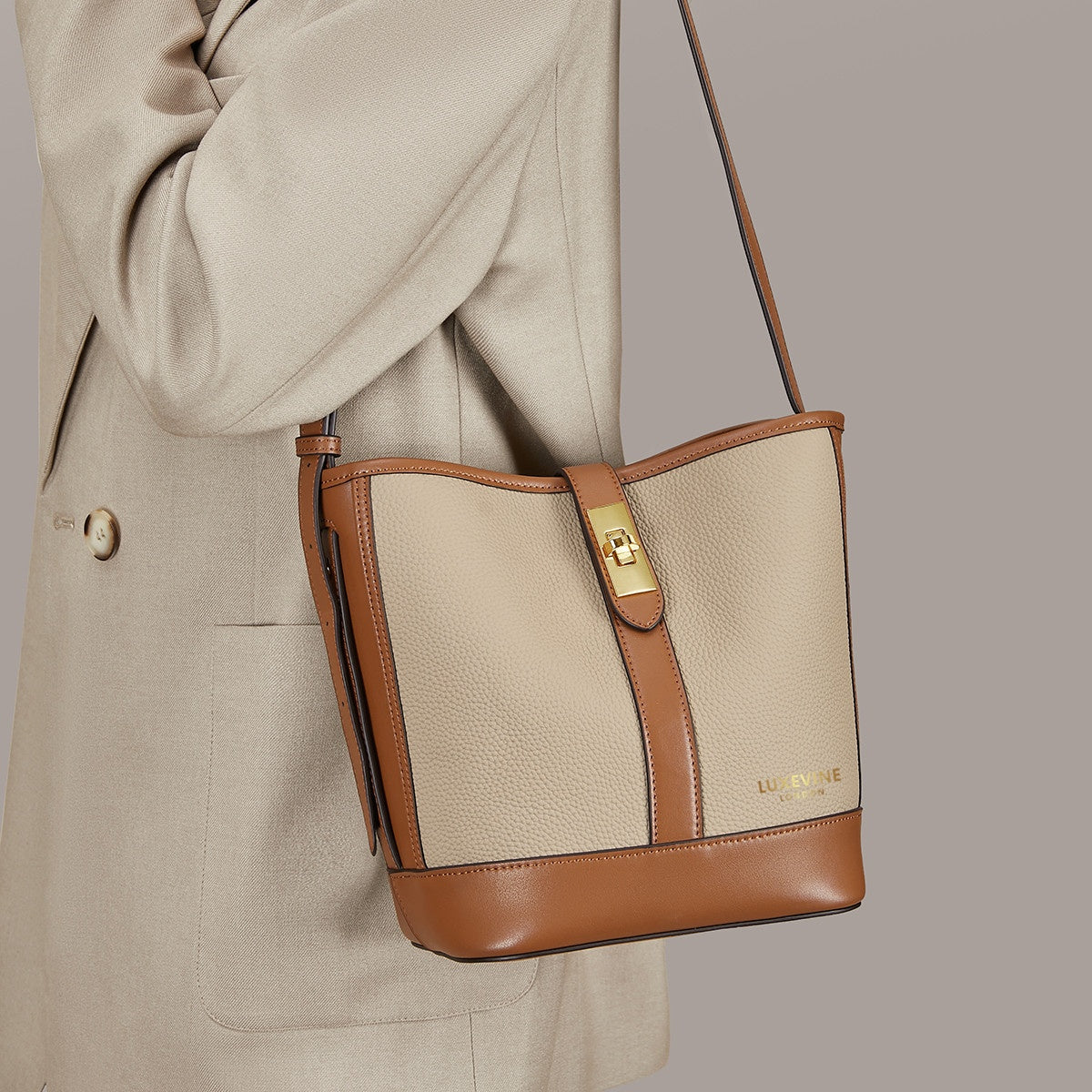 Regent Cross Body Bucket Bag - LuxeVine London