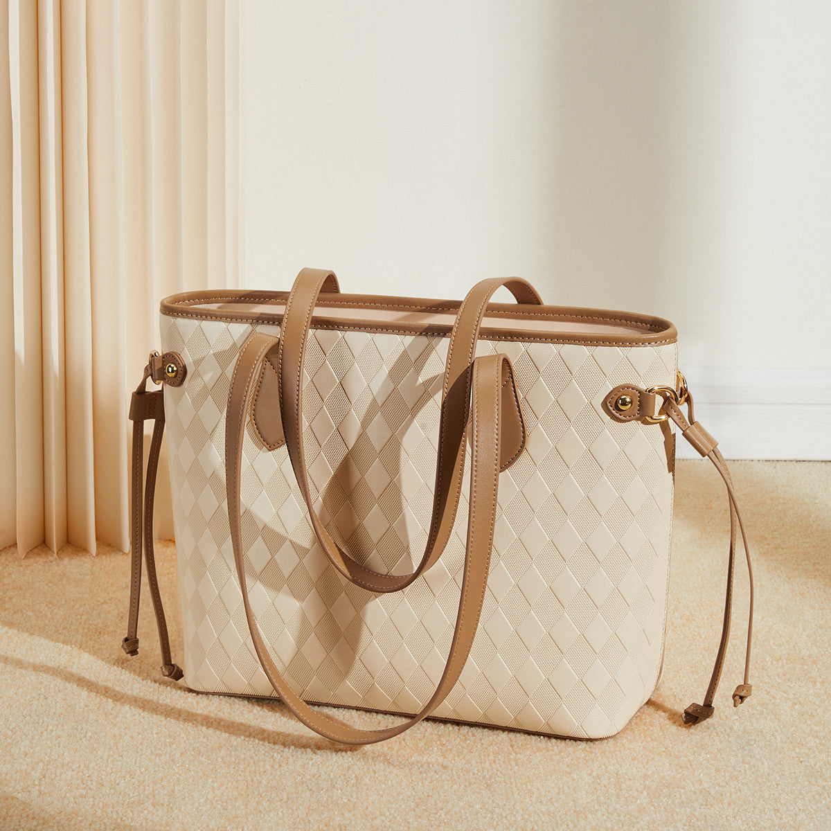 Hampstead Tote Bag - LuxeVine London